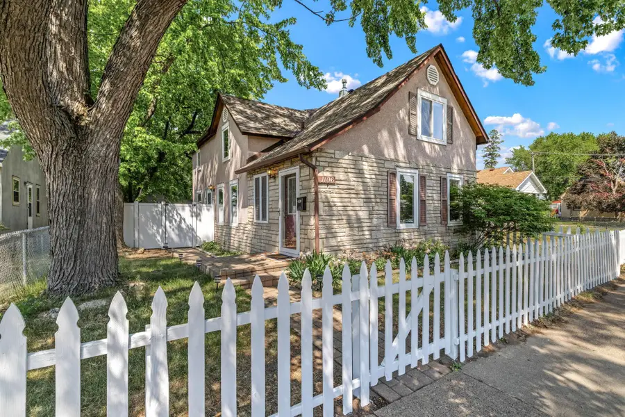 1106 5th Avenue S, South Saint Paul, MN 55075 - #2