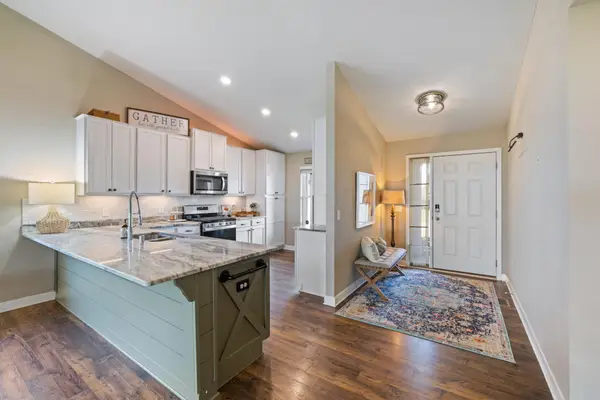 7737 205th Street W, Lakeville, MN 55044