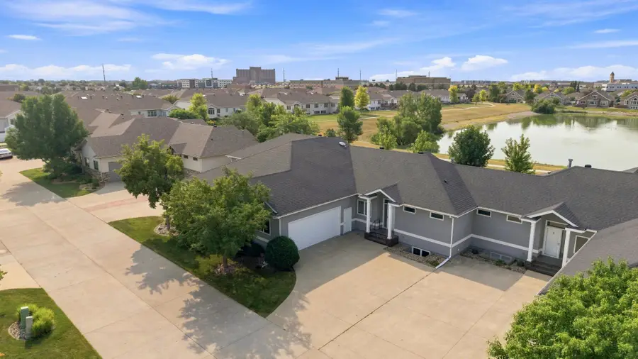 715 Northridge Way, West Fargo, ND 58078 - #2