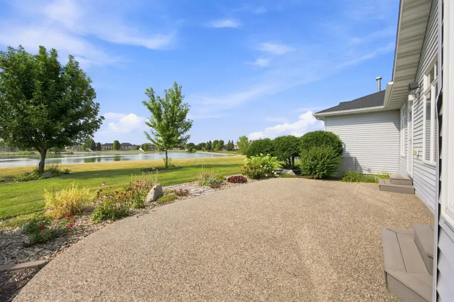 715 Northridge Way, West Fargo, ND 58078 - #3