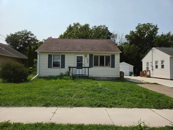 813 Ulstad Avenue, Albert Lea, MN 56007