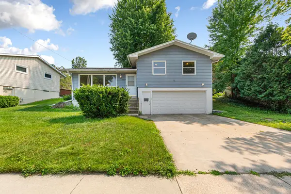 2604 26th Street Nw, Rochester, MN 55901