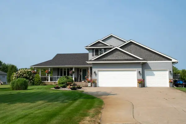13927 89th Street Ne, Elk River, MN 55330
