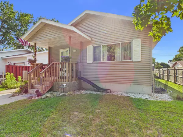 141 36th Avenue N, Saint Cloud, MN 56303