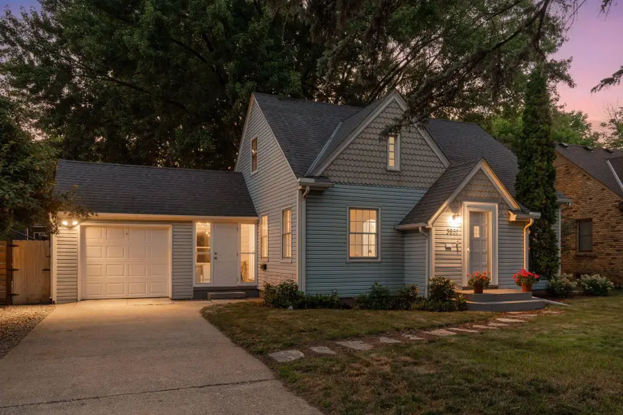 3851 Welcome Avenue N, Robbinsdale, MN 55422 - #2