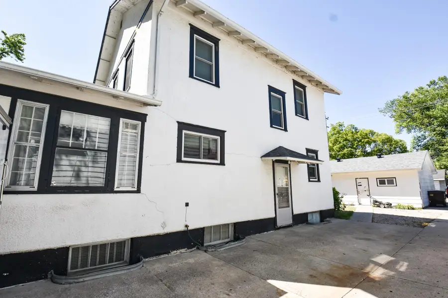 1142 11th Street N, Fargo, ND 58102 - #2