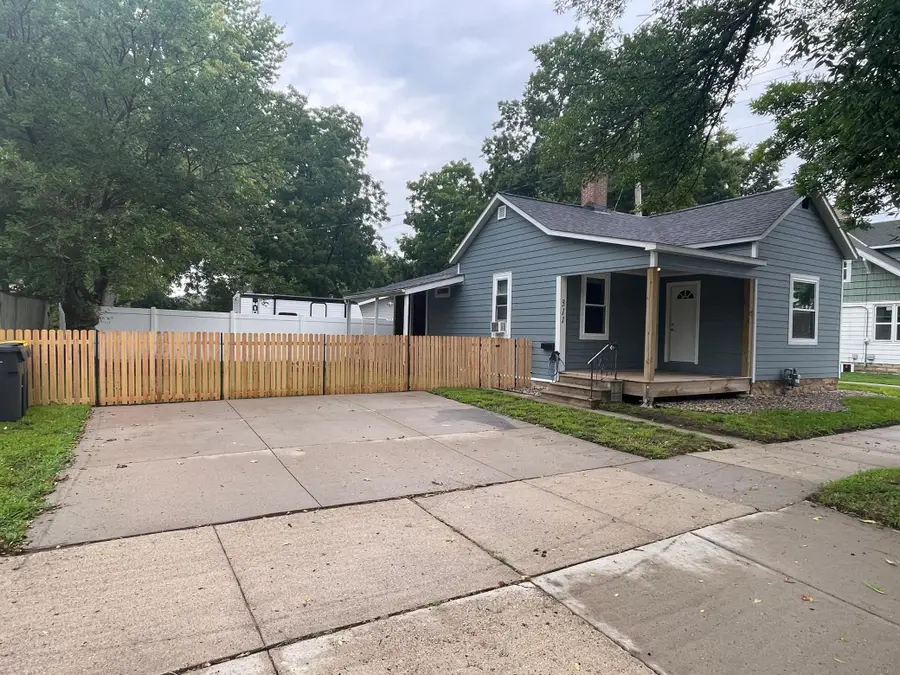 311 Range Street, North Mankato, MN 56003 - #2
