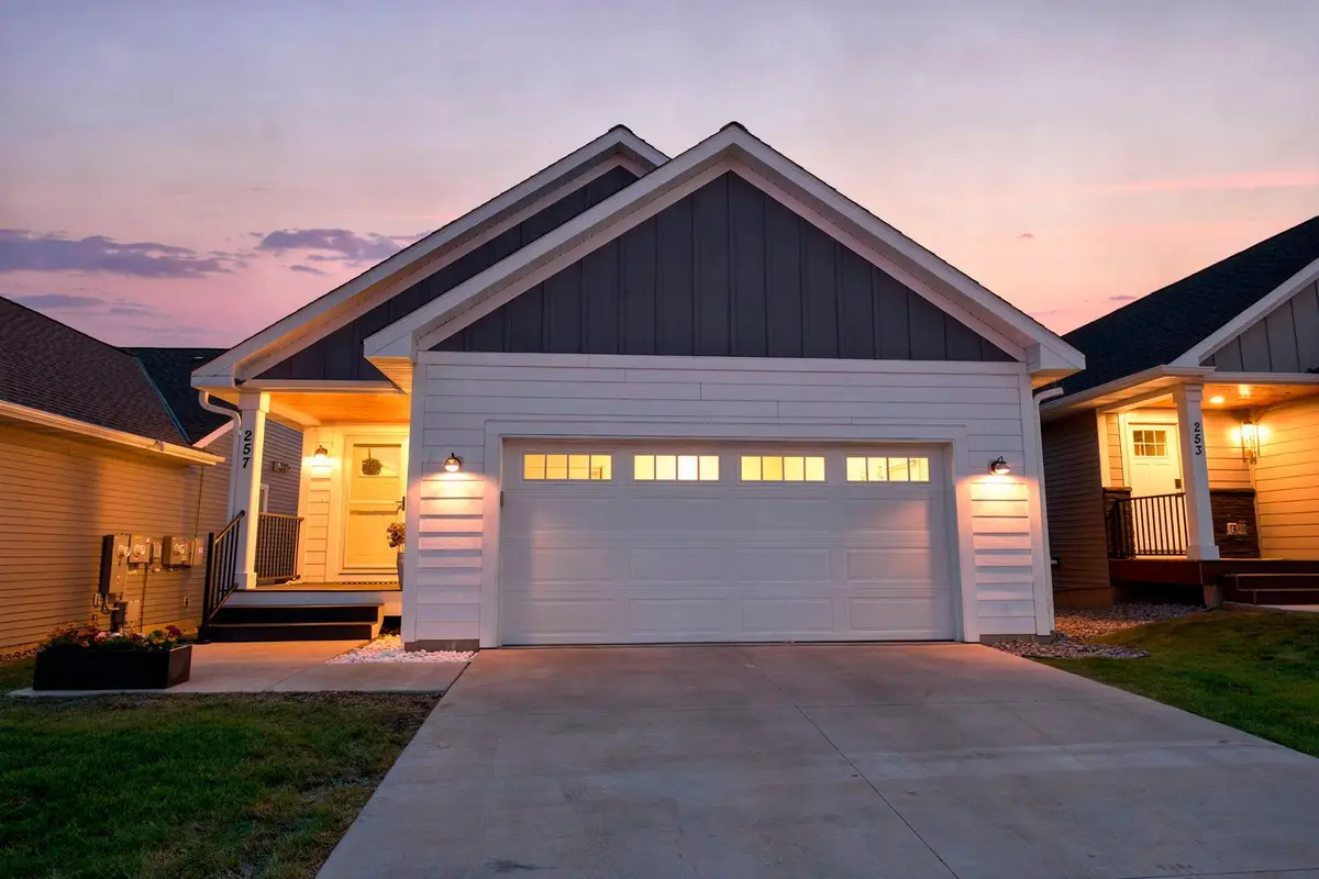 257 Mccarrons Place W, Roseville, MN 55113 - #1