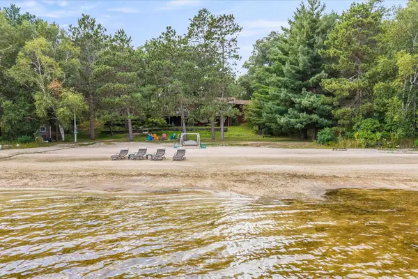 29270 Huxtable Point Road, Merrifield, MN 56465