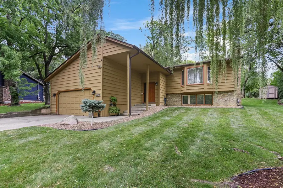 13529 1st Avenue S, Burnsville, MN 55337 - #2