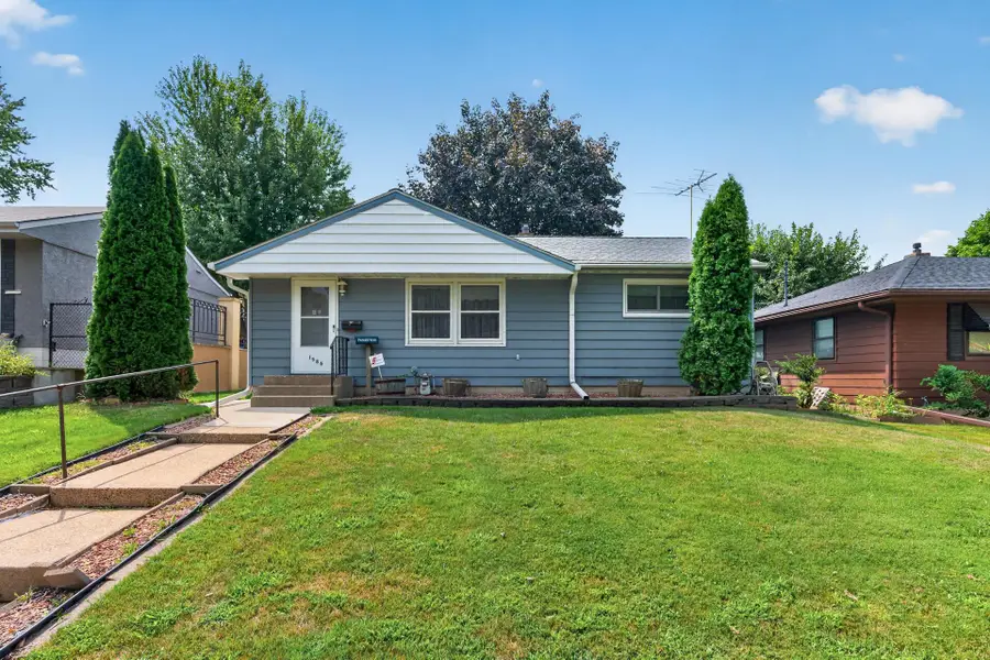 1586 Idaho Avenue E, Saint Paul, MN 55106 - #2