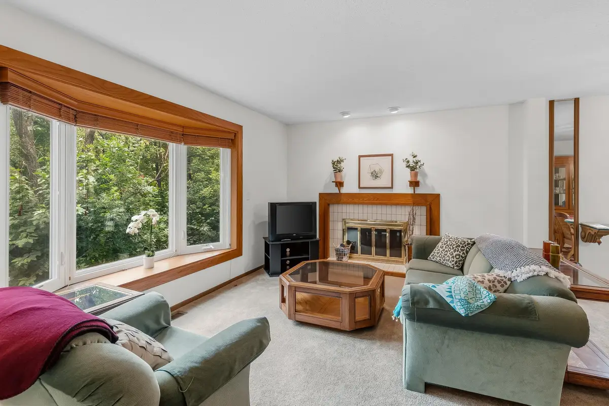 2420 Mendelssohn Lane N #5, Golden Valley, MN 55427 - #1