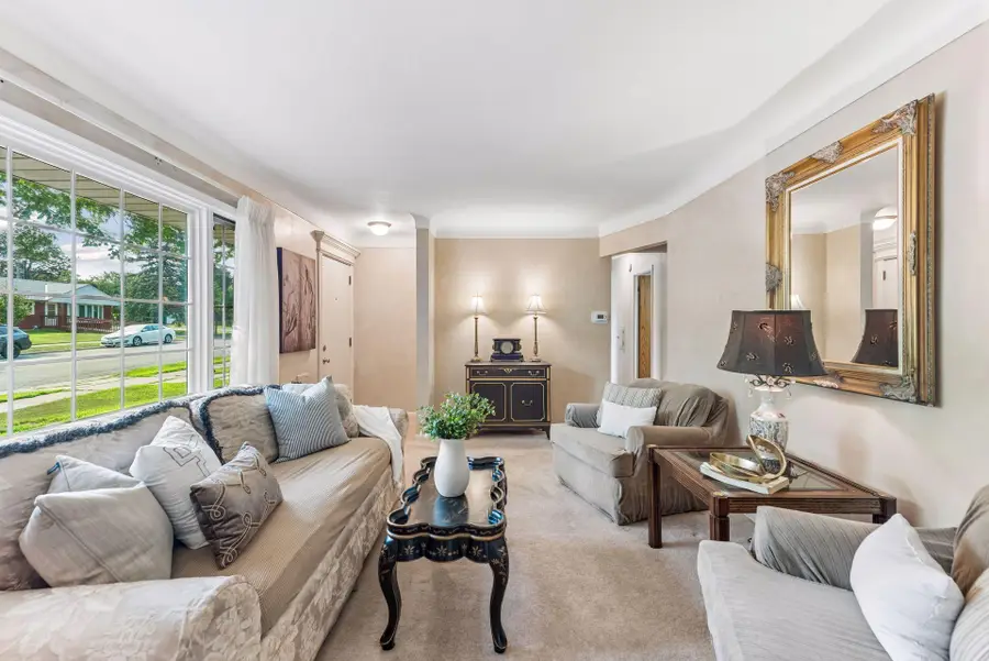 1225 Hall Avenue, Saint Paul, MN 55118 - #2