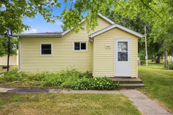 200 Grant Street N, Colfax, ND 58018