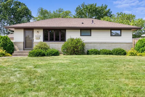 10006 Chicago Avenue S, Bloomington, MN 55420