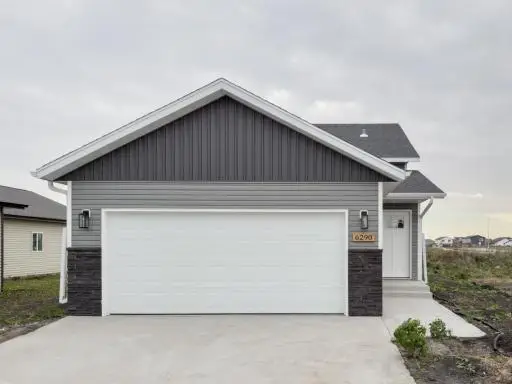 1896 19th Avenue N, Wahpeton, ND 58075