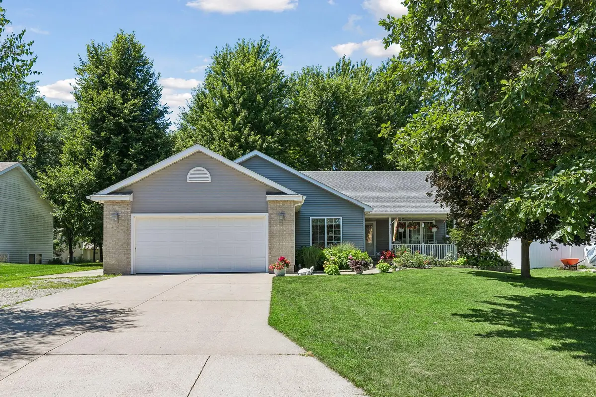 821 Lancer Drive Ne, Owatonna, MN 55060 - #1
