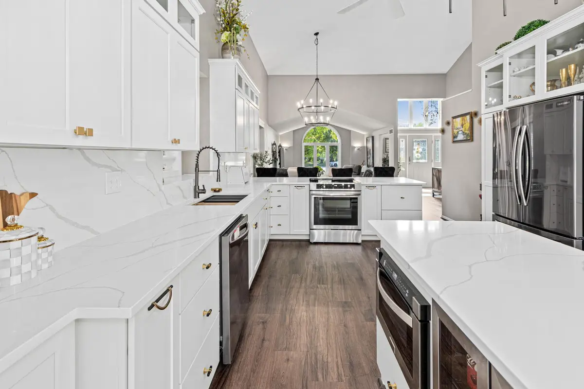 3110 Canyon Circle, Chaska, MN 55318 - #1
