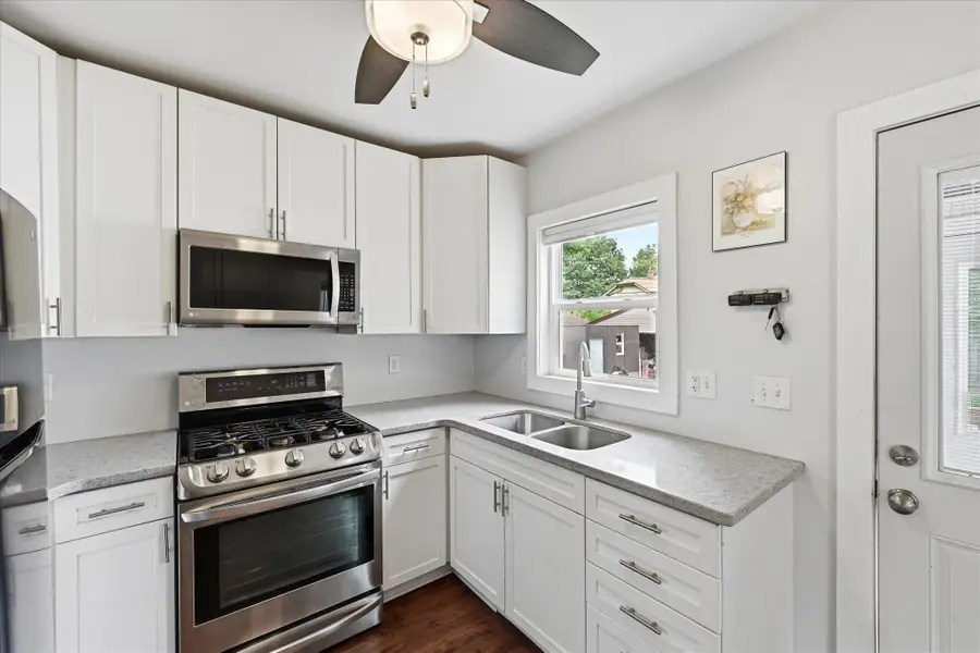 1426 Pascal Street N, Saint Paul, MN 55108 - #2