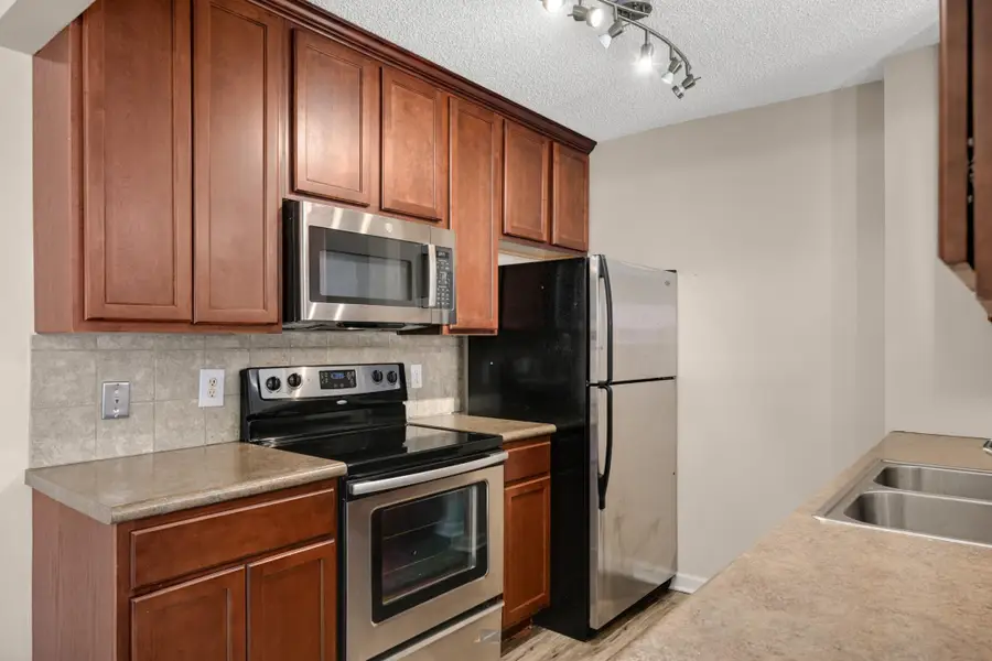 1498 Woodview Avenue W, Eagan, MN 55122 - #3