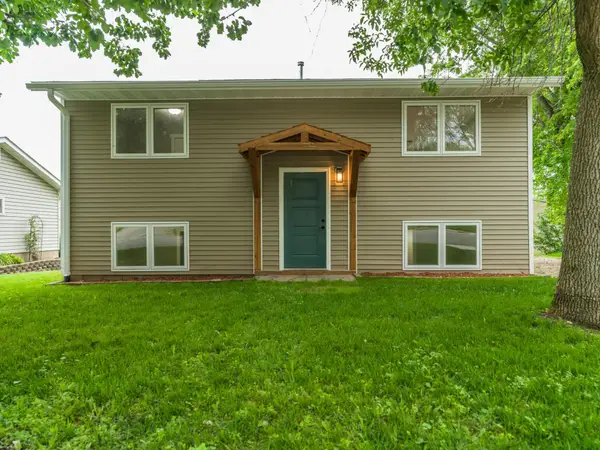 1208 Crestview Road, Albert Lea, MN 56007