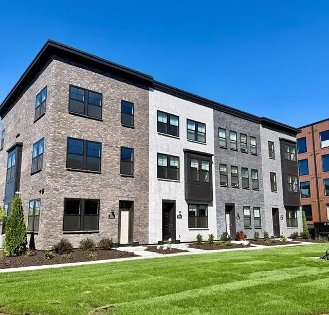 845 Sweetwater Drive, Saint Paul, MN 55116 - #2