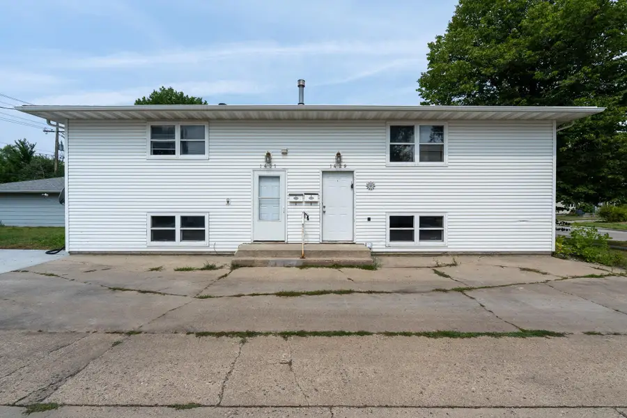 1429 & 1431 16 1/2 Street S, Fargo, ND 58103 - #2