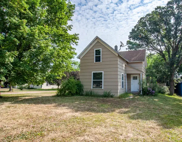 614 Springen Avenue, Fergus Falls, MN 56537