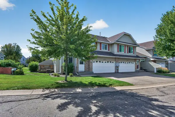 6193 Courtly Road #E, Woodbury, MN 55125