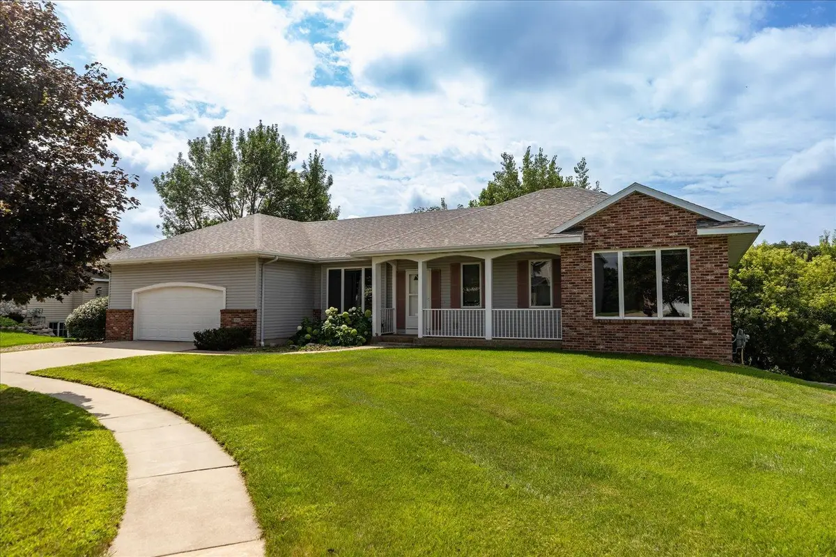 2810 Sunset Lane Ne, Rochester, MN 55906 - #1