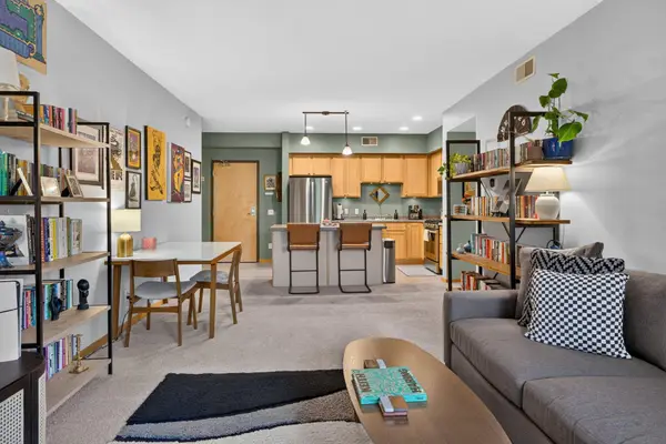 2900 11th Avenue S #208, Minneapolis, MN 55407