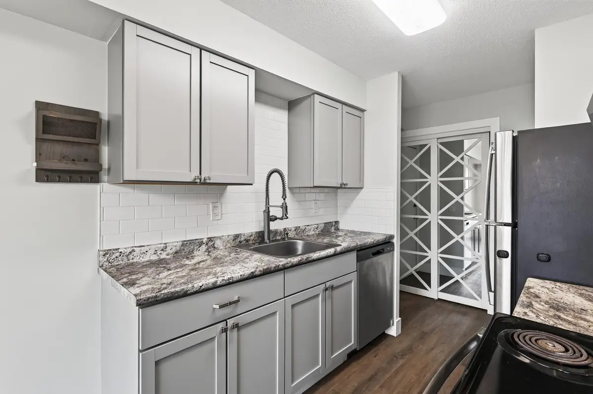810 6th Street S #1, Hopkins, MN 55343 - #1