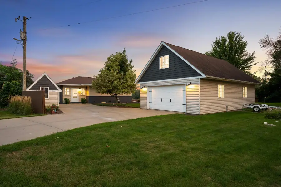 20341 Fairlawn Avenue, Prior Lake, MN 55372 - #2