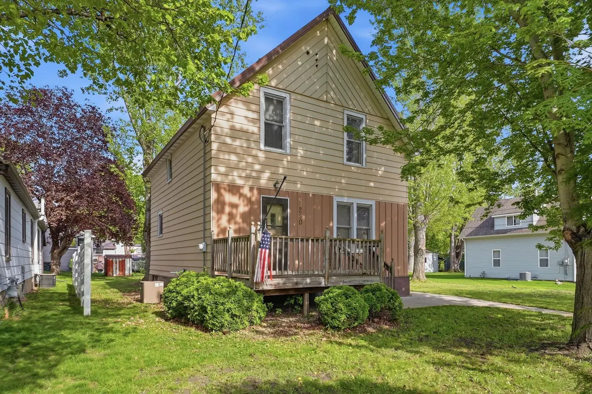 280 4th Street Ne, Glenwood, MN 56334 - #1