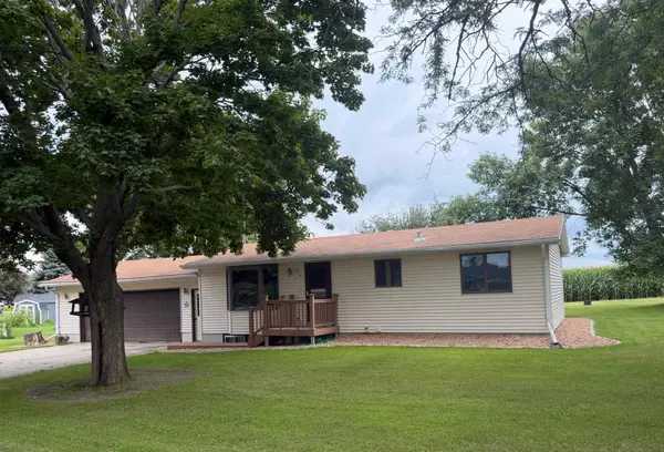 306 9th Avenue, Clarkfield, MN 56223