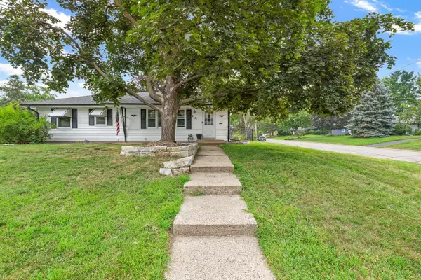 9141 Oliver Avenue S, Bloomington, MN 55431