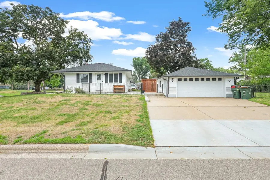 9141 Oliver Avenue S, Bloomington, MN 55431 - #3
