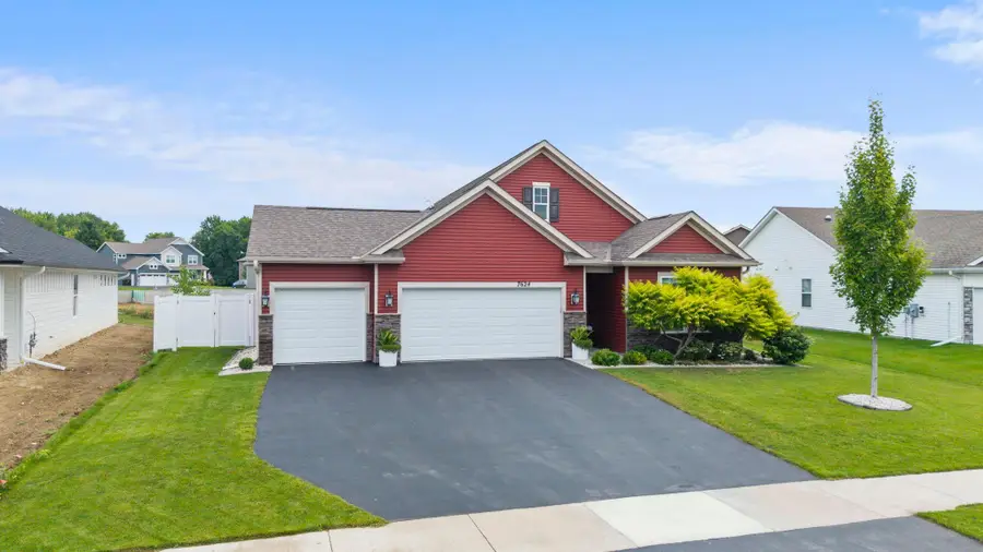 7624 Ochoa Avenue Ne, Otsego, MN 55330 - #2