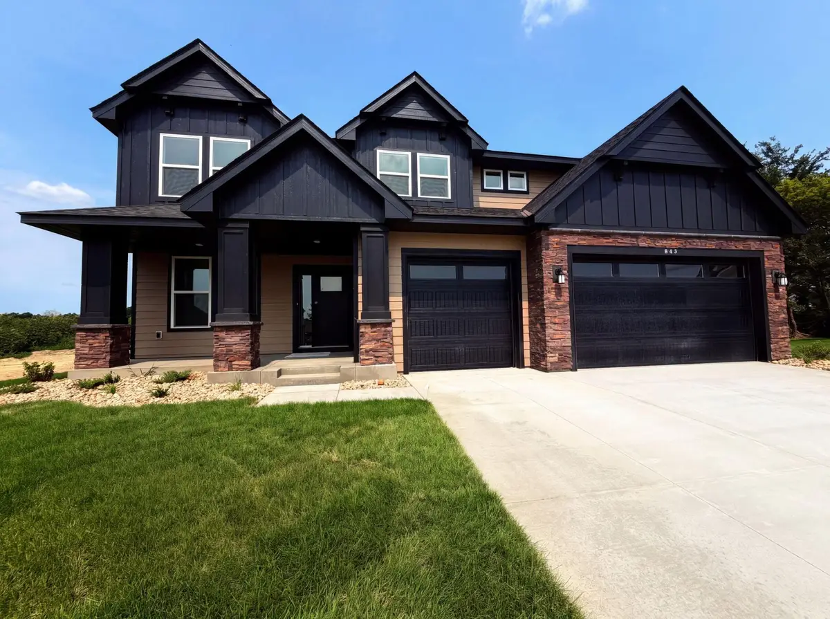 843 Londonderry Lane Nw, Rochester, MN 55901 - #1
