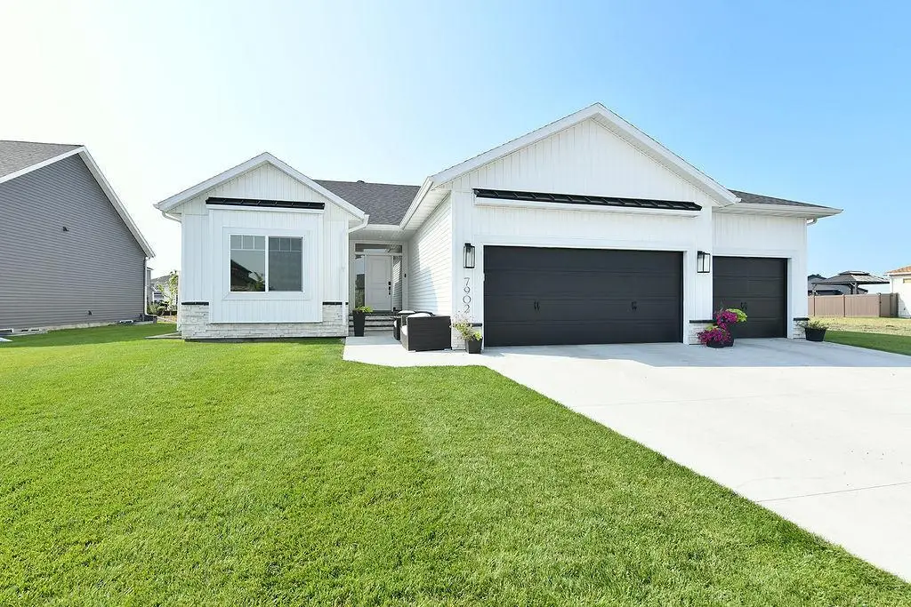 7902 Firefly Lane, Horace, ND 58047 - #1