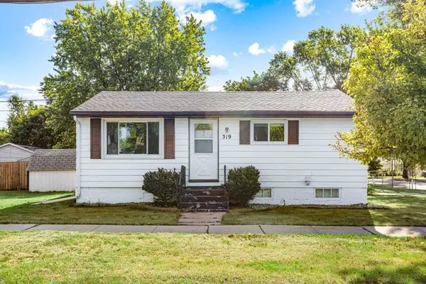 319 1st Street, West Fargo, ND 58078