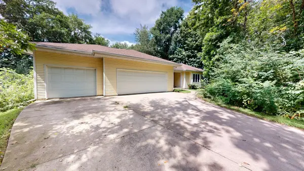 615 Trollwood Drive, Albert Lea, MN 56007