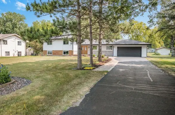 2958 Vanderbie Street, Saint Paul, MN 55117