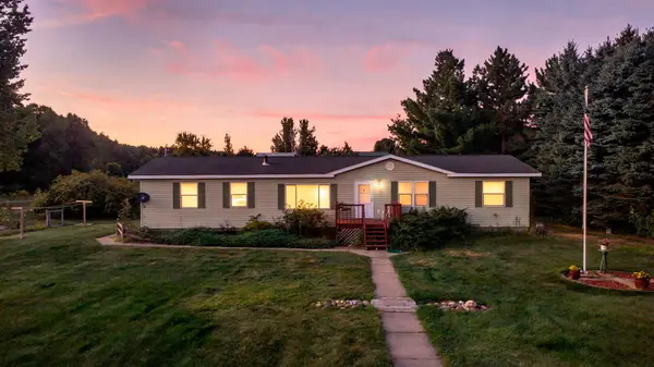 641 240th Street, Osceola, WI 54020