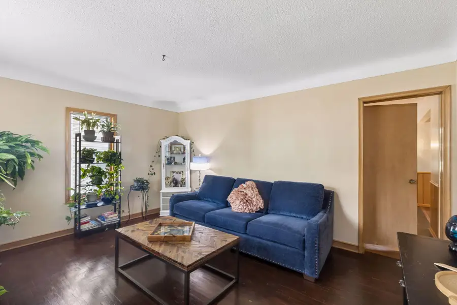 1190 Ottawa Avenue, Saint Paul, MN 55118 - #3