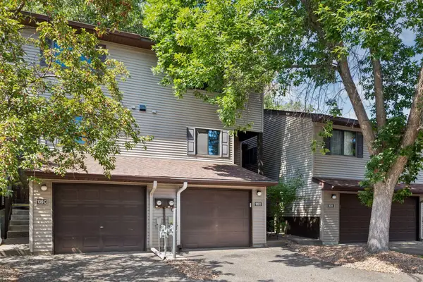 109 South Drive #D, Circle Pines, MN 55014