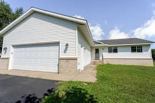 5871 Sandy Drive, Saint Cloud, MN 56303