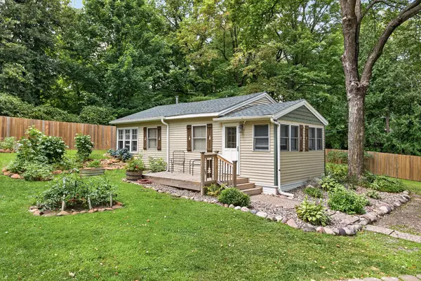 11173 Hart Avenue Nw, Maple Lake, MN 55358