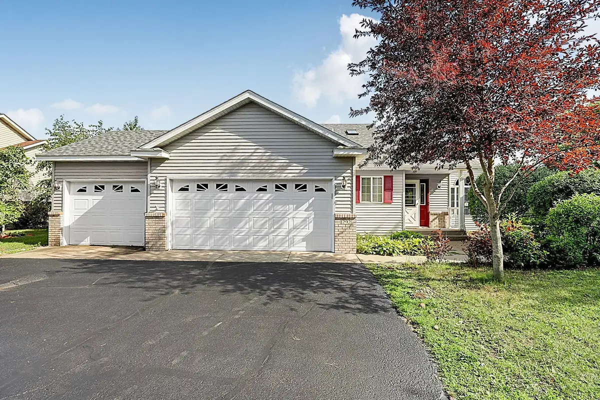 1292 Fieldstone Drive, Sauk Rapids, MN 56379 - #1
