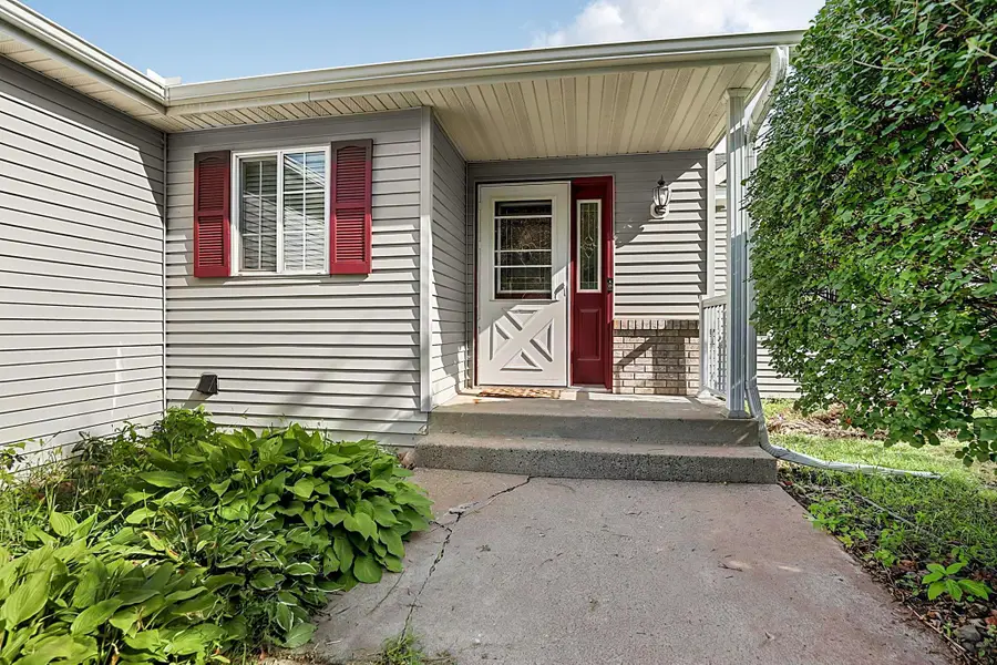 1292 Fieldstone Drive, Sauk Rapids, MN 56379 - #3